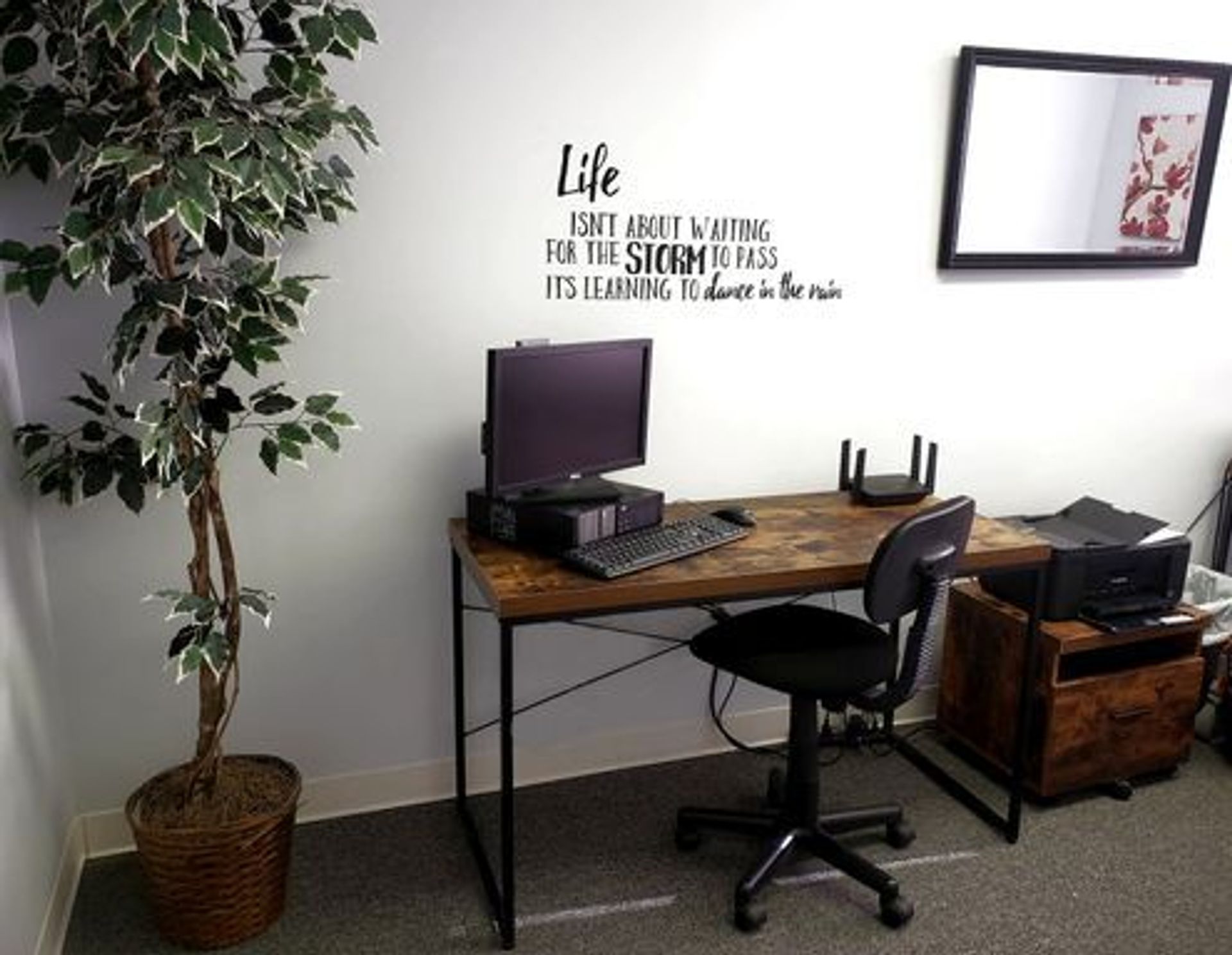 Evansville Apartment: 1680-1682 E Franklin St