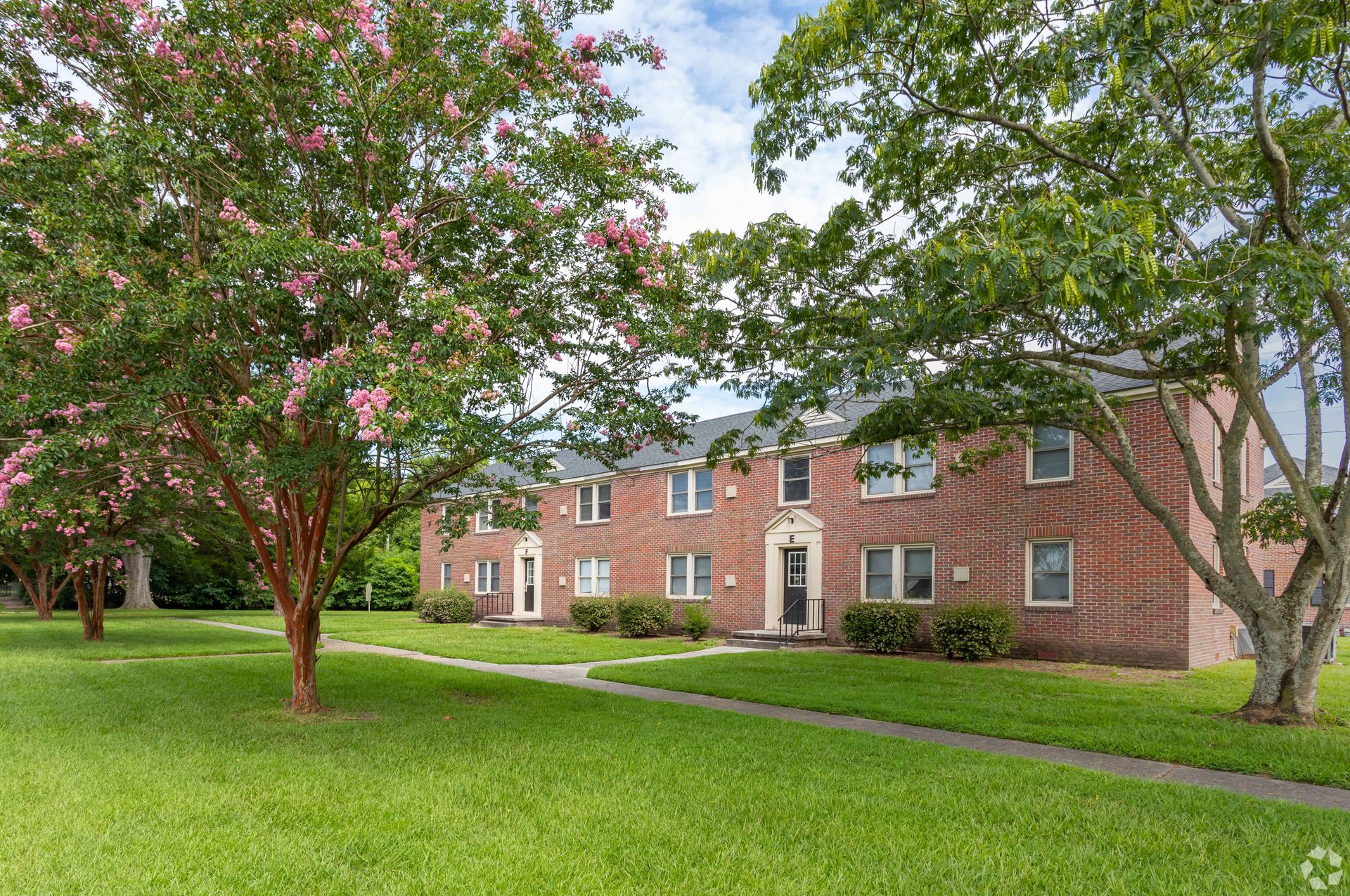 NCBFL Bearfoot Landing Apartments 2 of 8