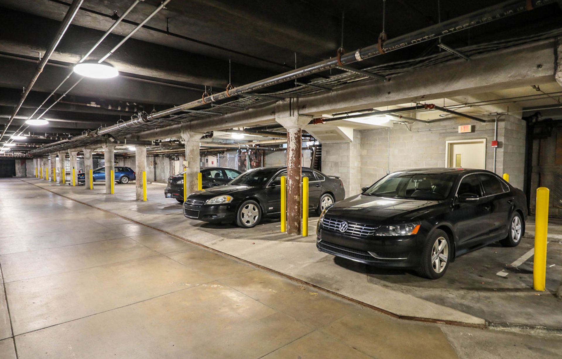 Parking at KYLOB Lofts of Broadway