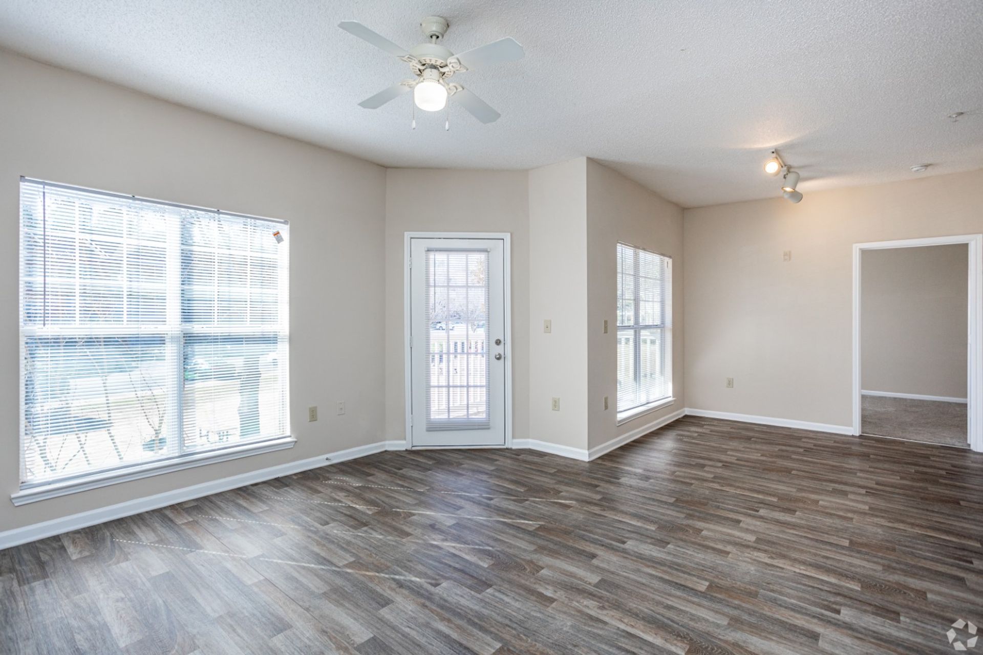 GARPH Regal Park Apartments 11 of 12