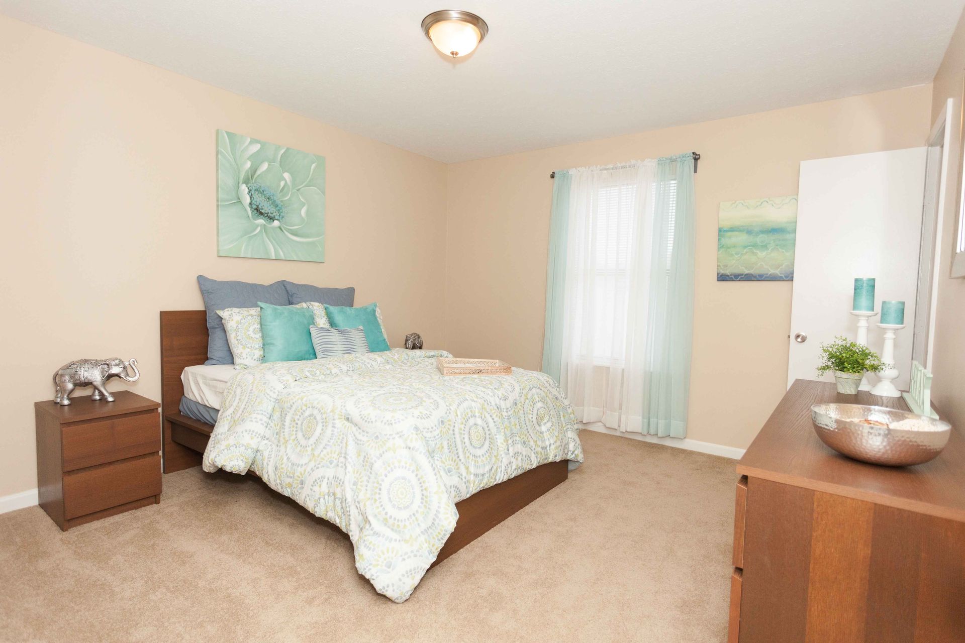 KYLTH Lux Townhomes 8 of 12