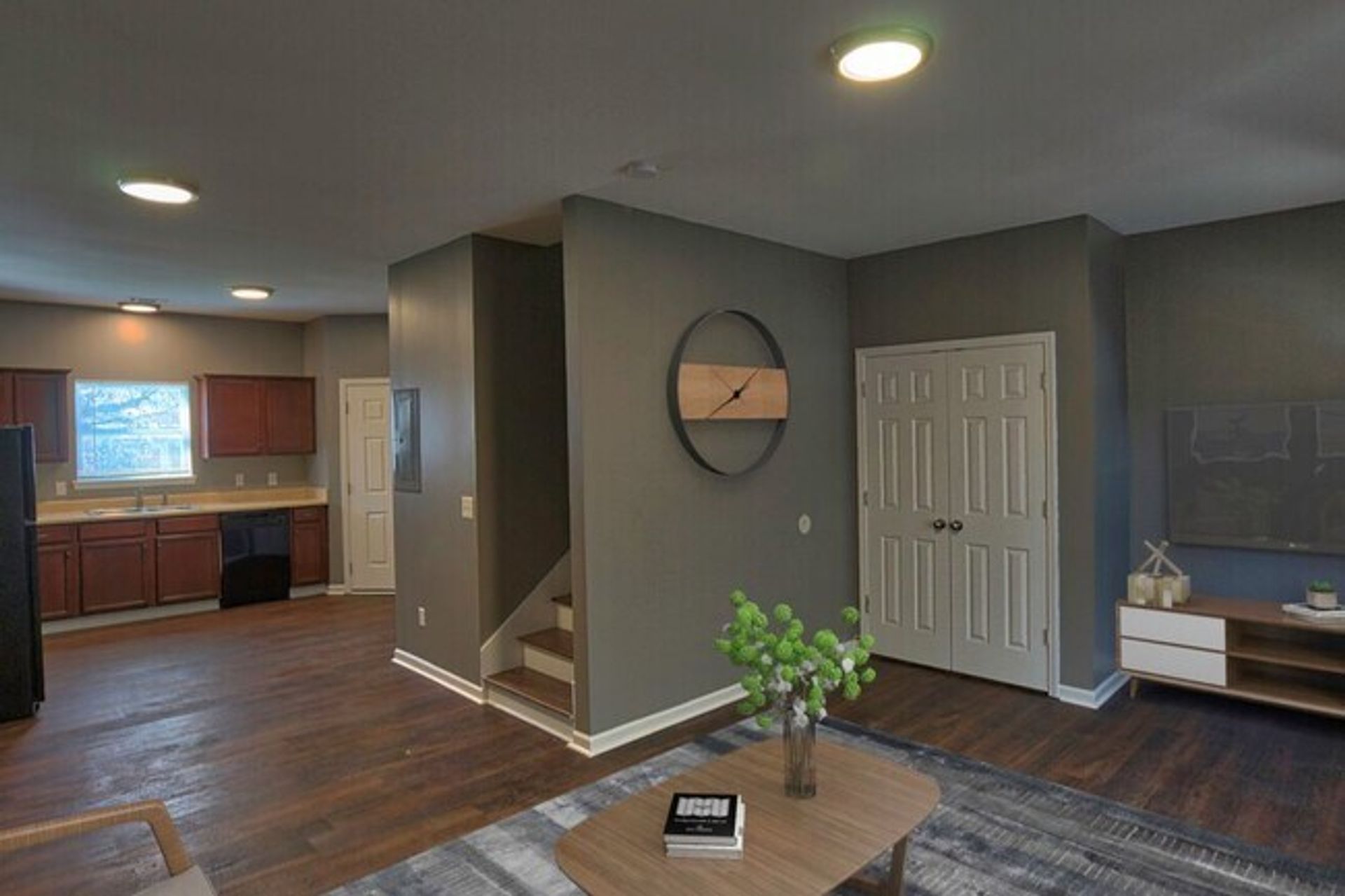 TNATH Avenue 41 Townhomes 2 of 12