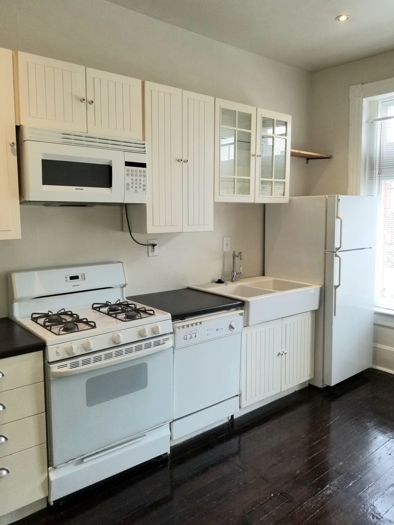 Louisville Apartment: 1432 S. 4th Street