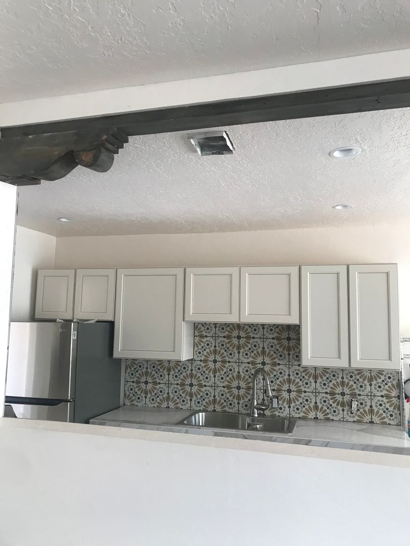 Albuquerque Apartment: 301 Monroe Street NE