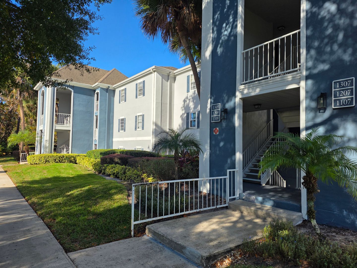 Longwood Condo: 1105 Clubside Drive