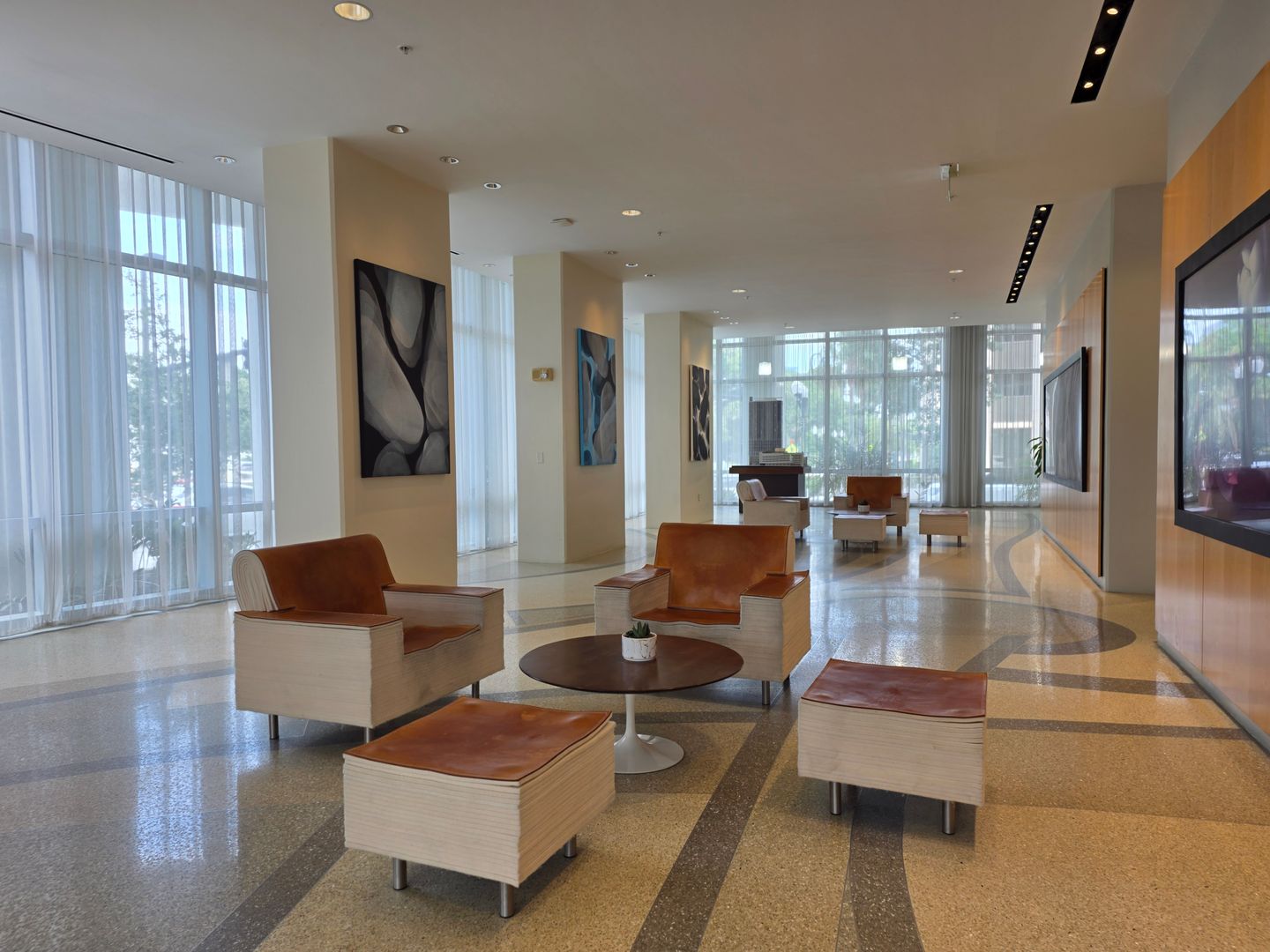 Orlando Condo: 150 E Robinson St