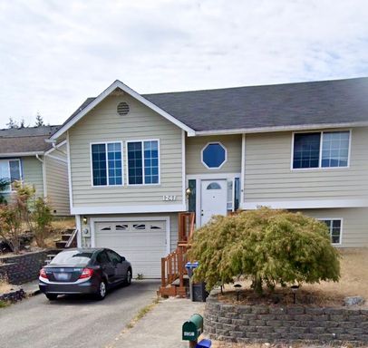 3 Bed 2 Bath Rental at 1241 Lansing Avenue W, Bremerton, WA – photo 1