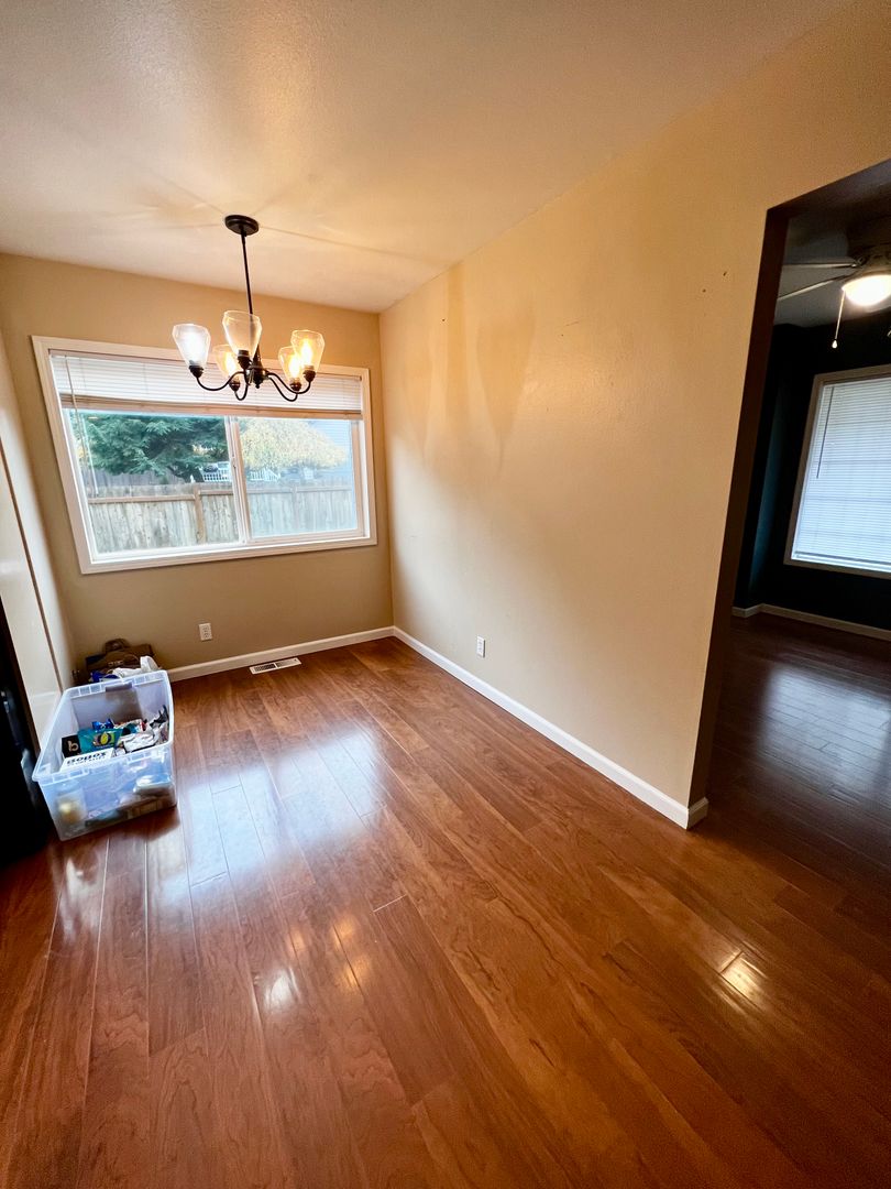 8650 Payne Ln NW, Bremerton, WA 98311