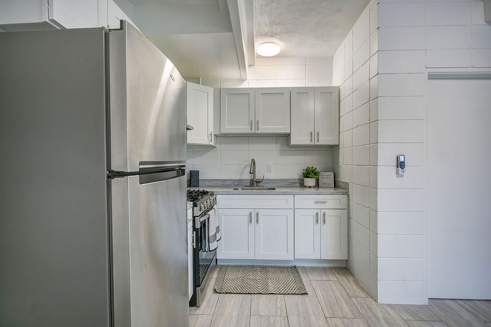 Leesburg Apartment: 815 Washington St
