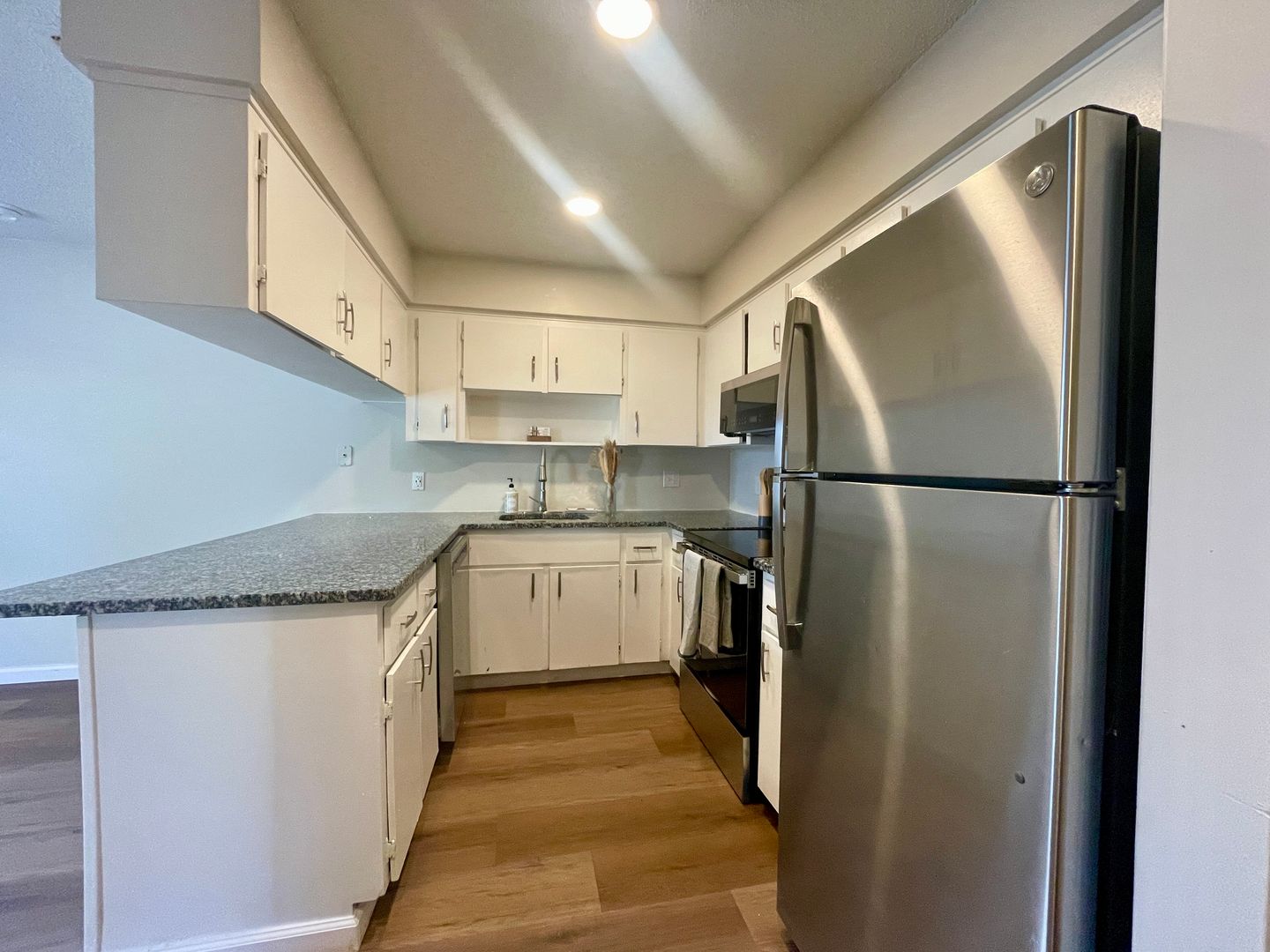 Leesburg Apartment: 425 South 9th Street