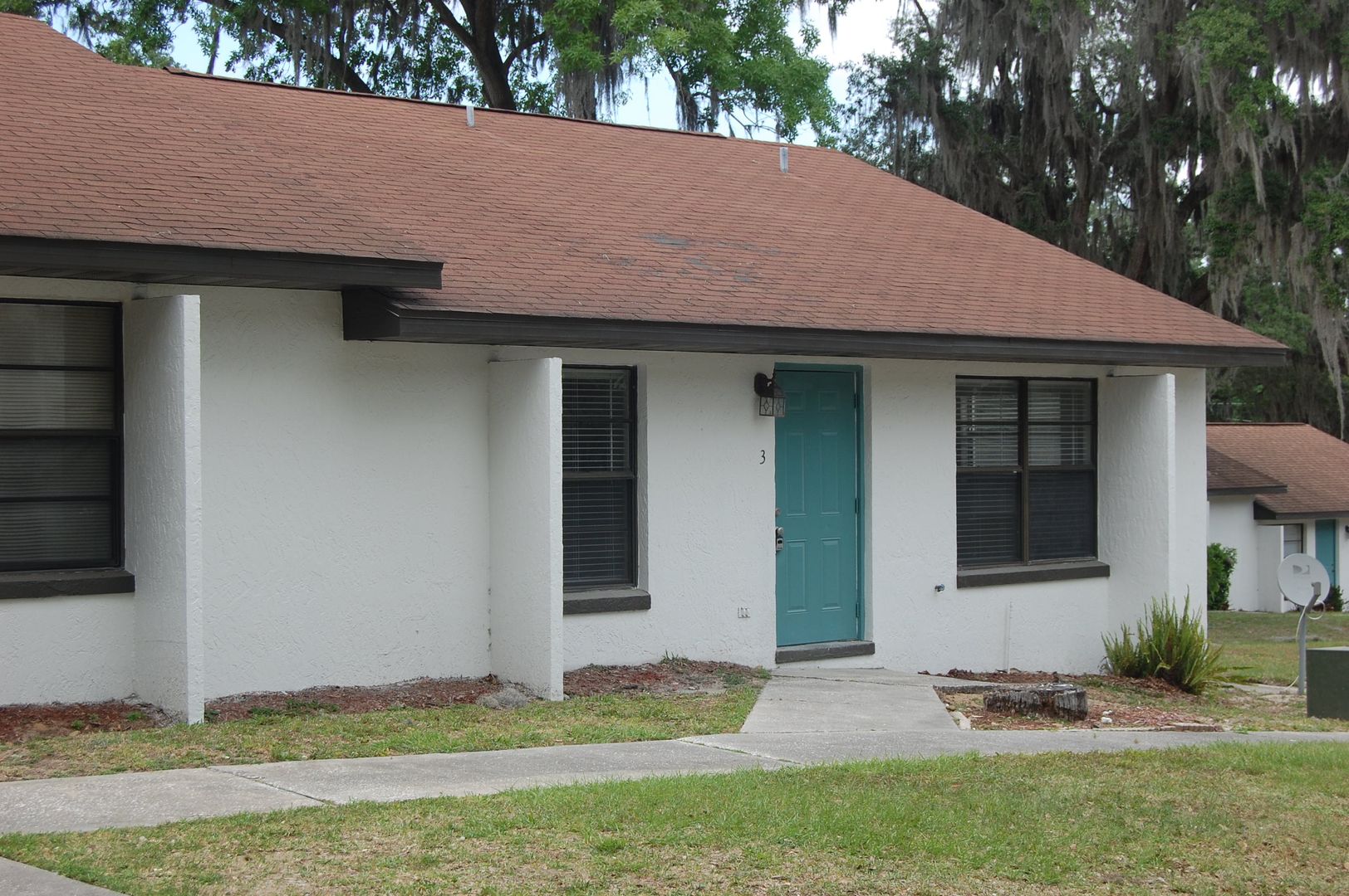 Leesburg Apartment: 425 South 9th Street