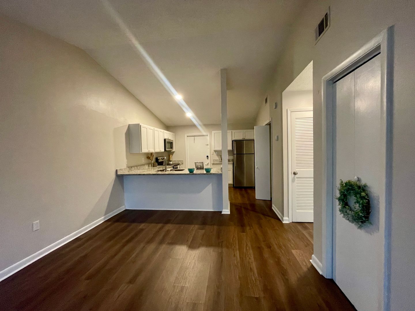 Leesburg Apartment: 425 South 9th Street