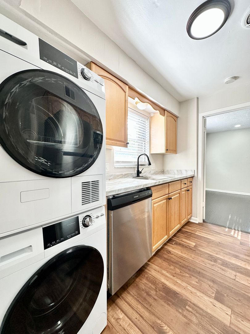 Orlando Apartment: 526 S. Eola Drive