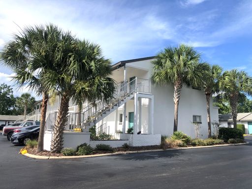 1 Bed 1 Bath Rental at 380 Dora Ave - 25, Tavares, FL – photo 1