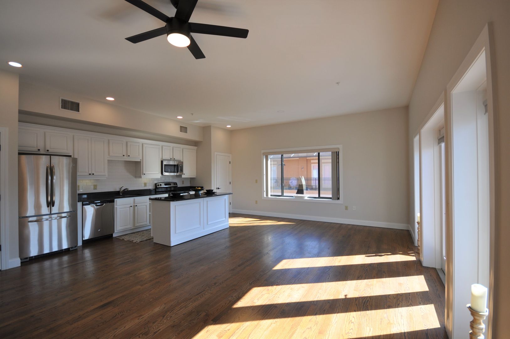 Eustis Apartment: 128 N Eustis St