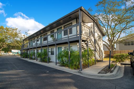 NEWLY UPGRADED 1 Bed 1 Bath Apartment for Rent in Downtown Orlando! ONE MONTH FREE IF MOVED IN BY 9/4 – photo 1