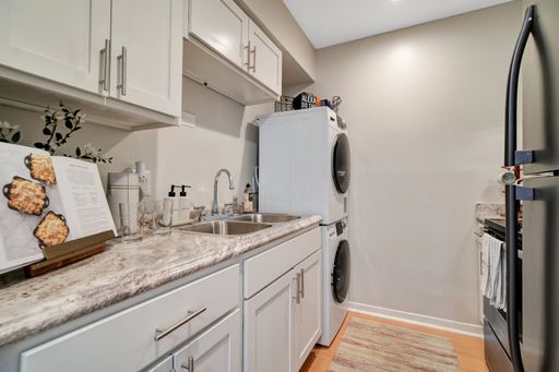 2-Bedroom Renovated Apartment in Orlando - NEWLY RENOVATED APARTMENT HOMES. – photo 1