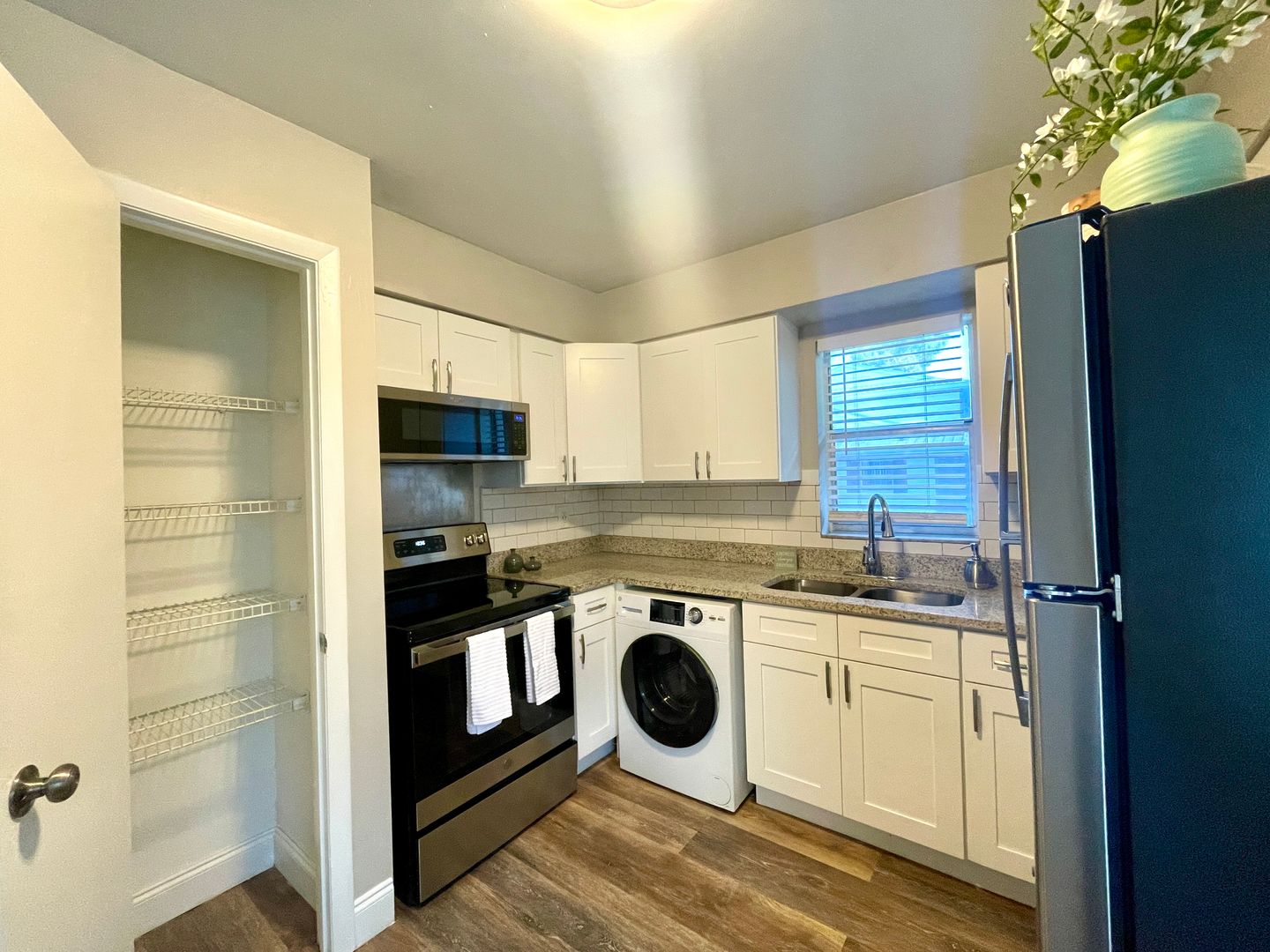 Mount Dora Apartment: 1515 Lincoln Ave