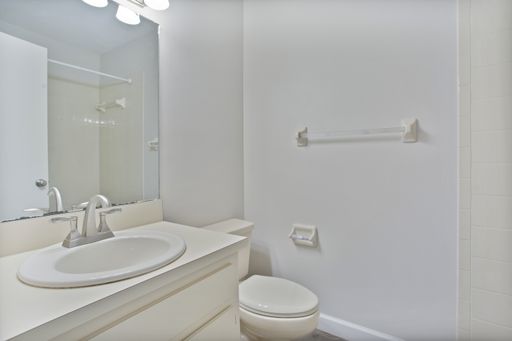 New Renovated Two Bedroom Two Bath in Downtown Ocala! – photo 1
