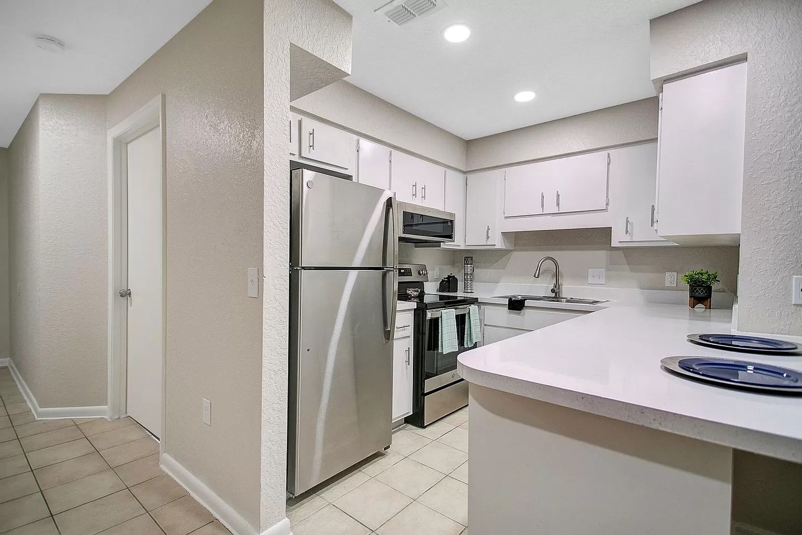 Leesburg Apartment: 425 South 9th Street