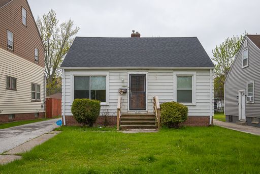 3 Beds, 1 bath in Euclid – photo 1