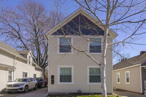 2 Bed 2 Bath Rental at 1949 w 52 - 1949 w 52 -DOWN, Cleveland, OH – photo 1