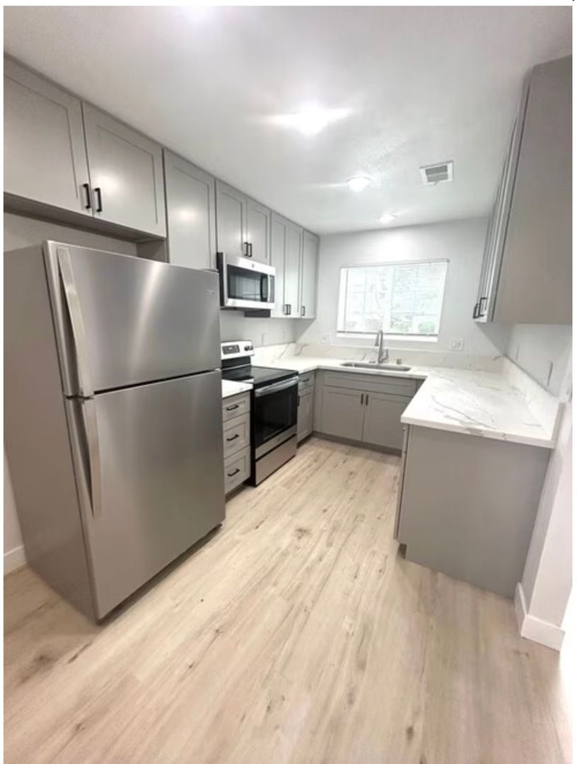 Chico Townhome: 1749 Eaton Rd