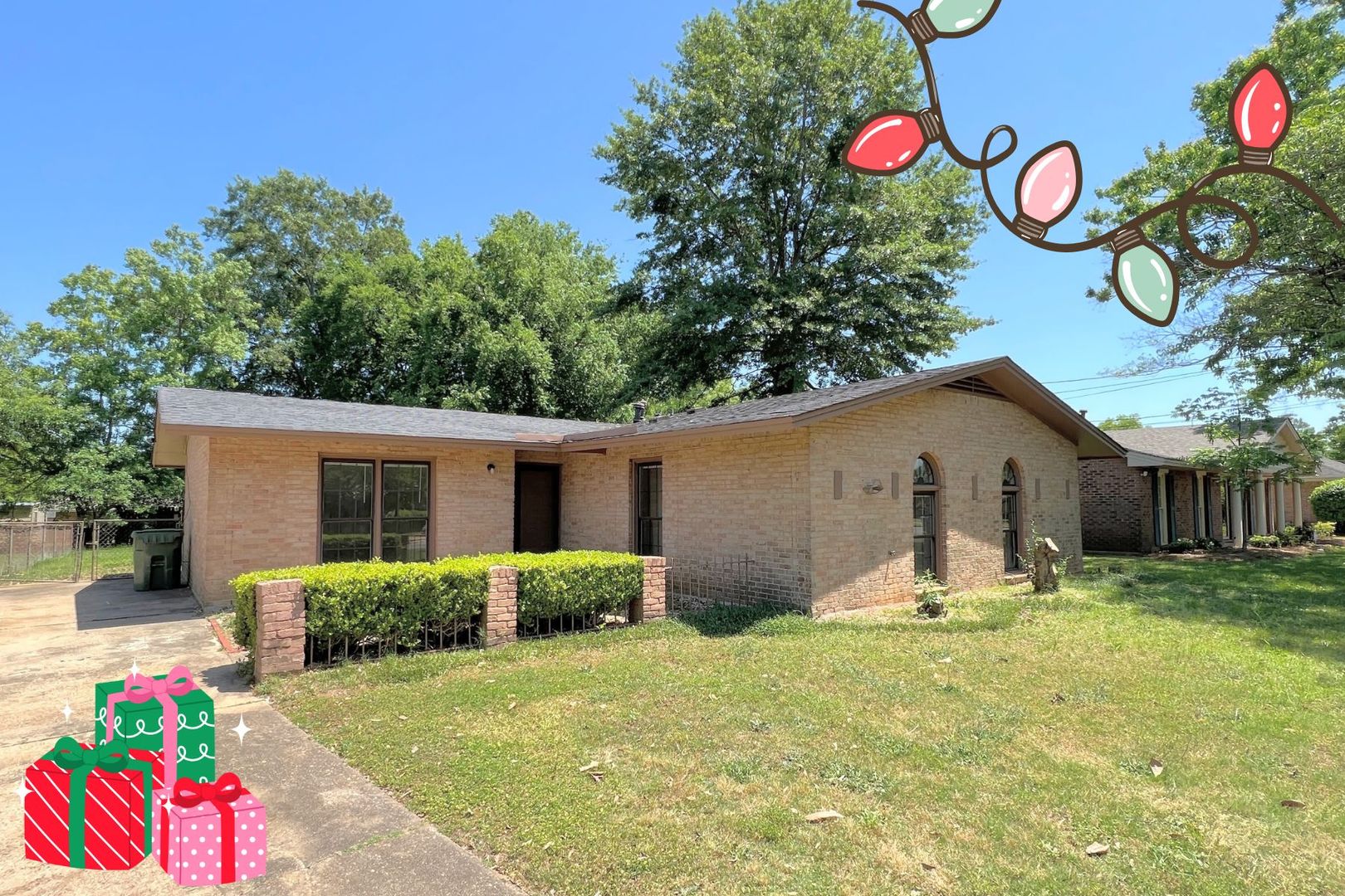 Montgomery House: 418 Stroll Drive