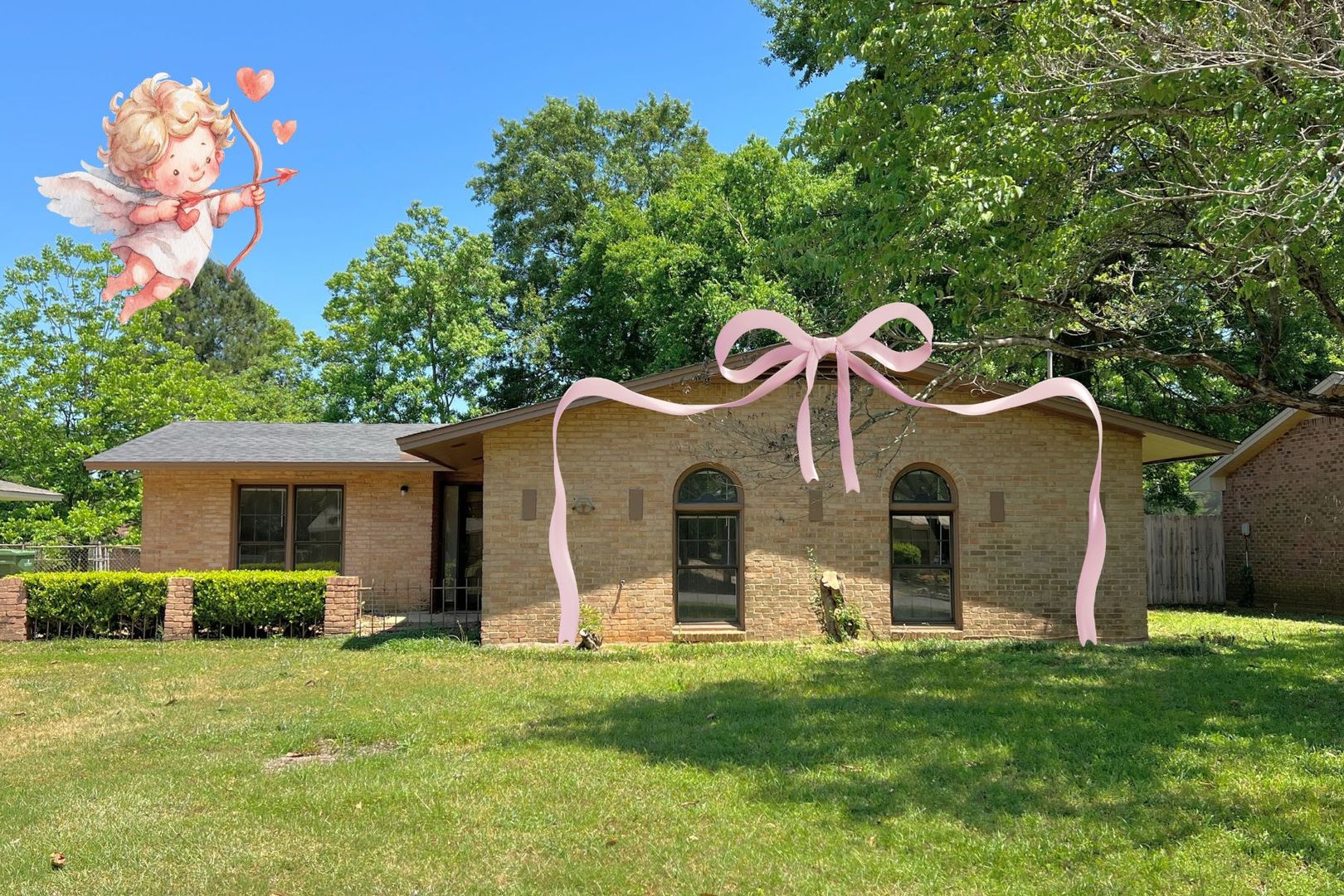 Montgomery House: 418 Stroll Drive