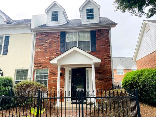2 Bedroom Townhome – 490 N Jeff Davis Dr , Fayetteville, GA 30214-1664