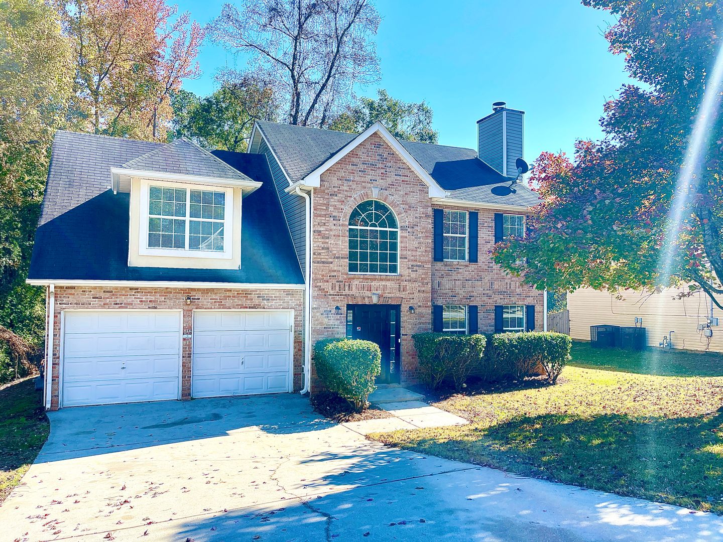 Ellenwood House: 2024 Smithfield Avenue