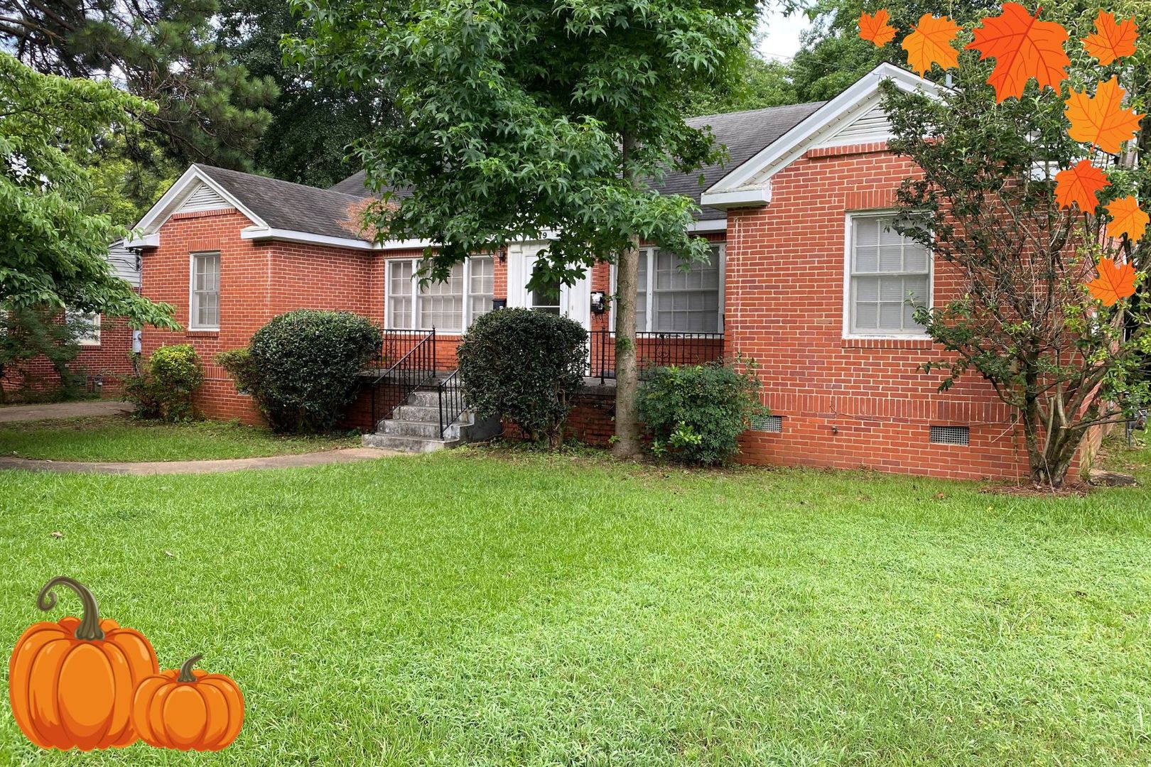 Montgomery House: 19 Calhoun Road Unit B