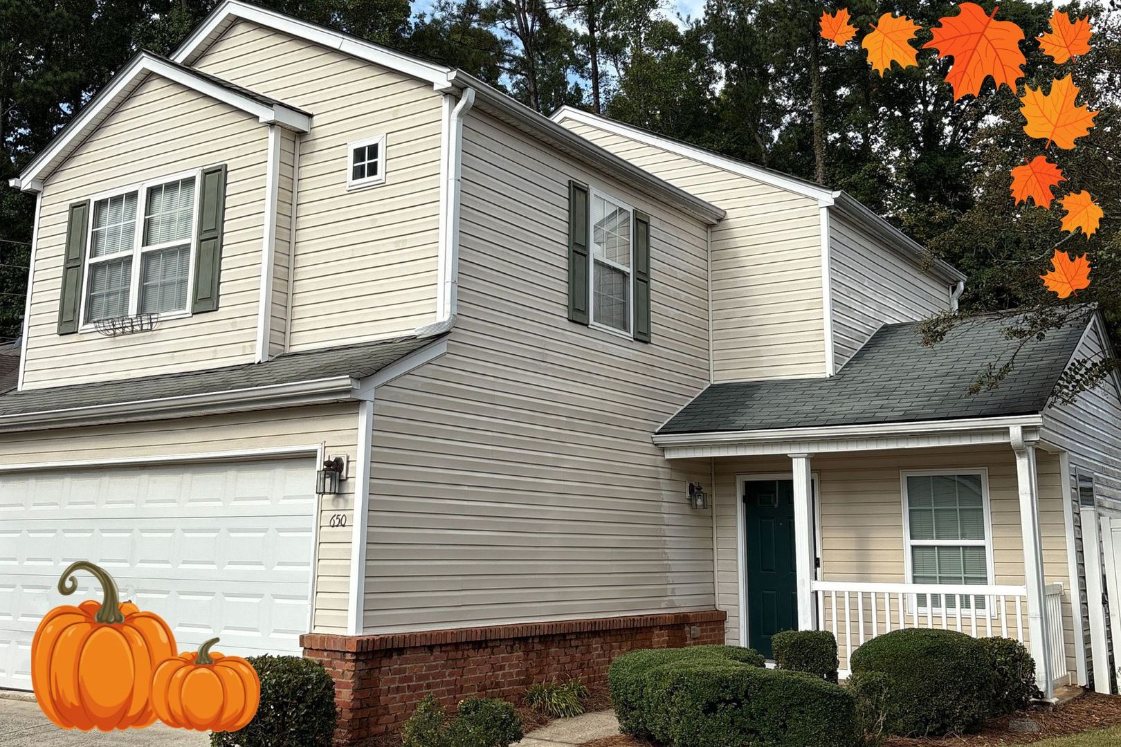 Acworth House: 650 Windcroft Cir NW