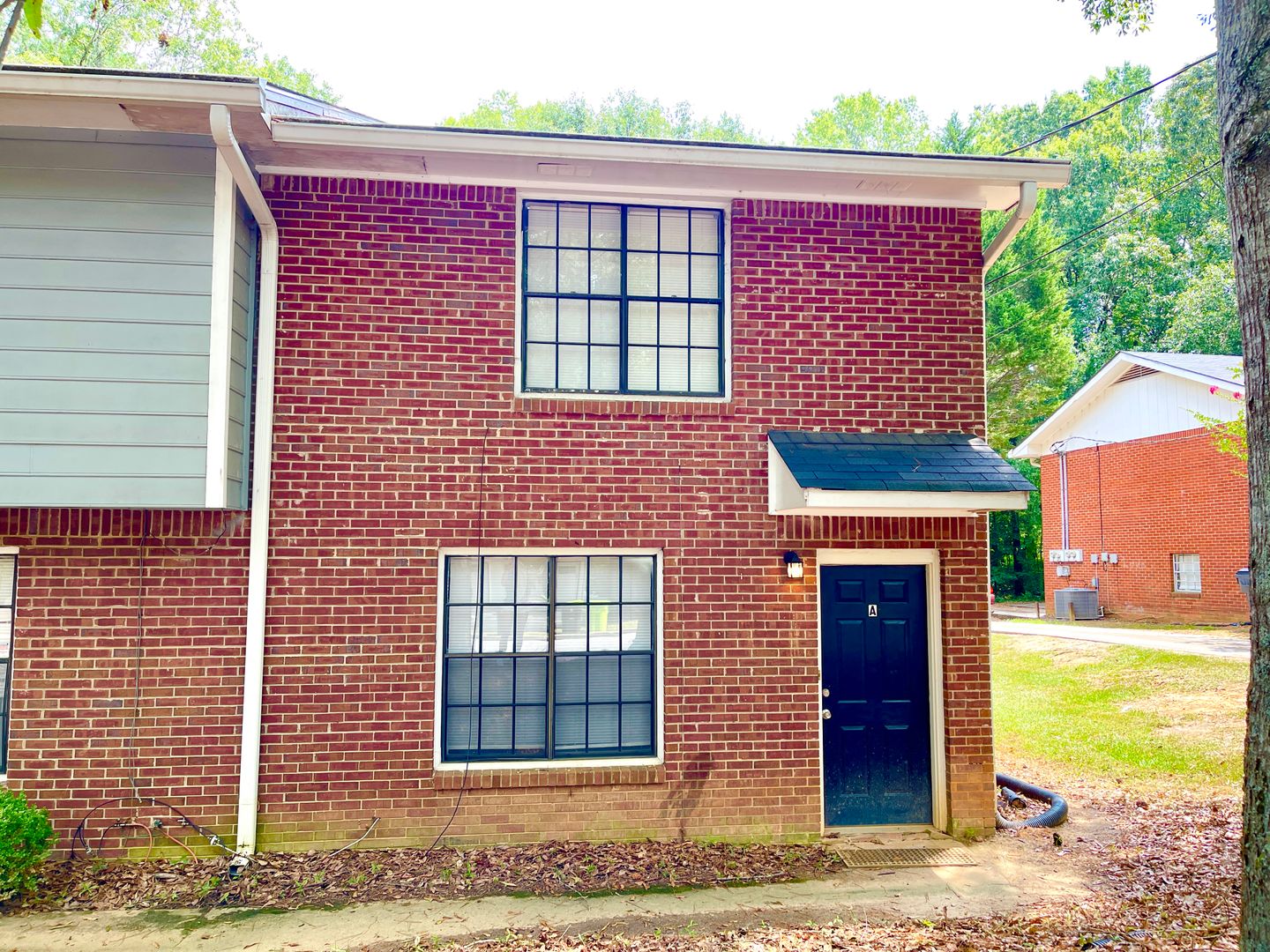 Fayetteville Townhome: 145 Meadowbrook Ct - Unit A
