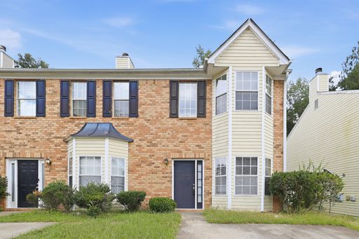 2 Bedroom Townhome – 5670 Hampton Court, College Park, GA 30349