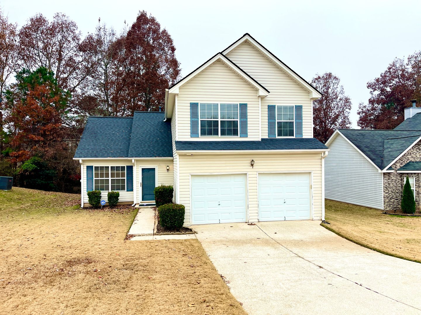 Fairburn House: 490 Cherry Branch Ln