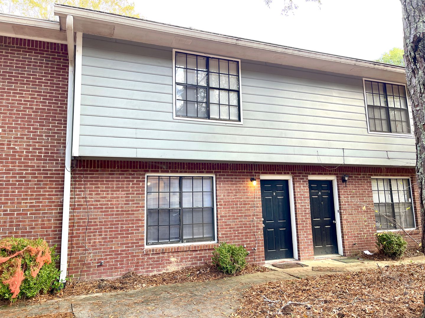 Fayetteville House: 145 Meadowbrook Ct - Unit C