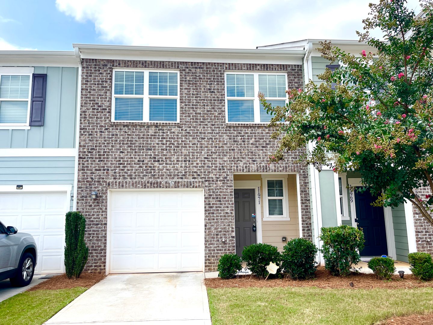 Hampton Townhome: 11971 Fuller St.