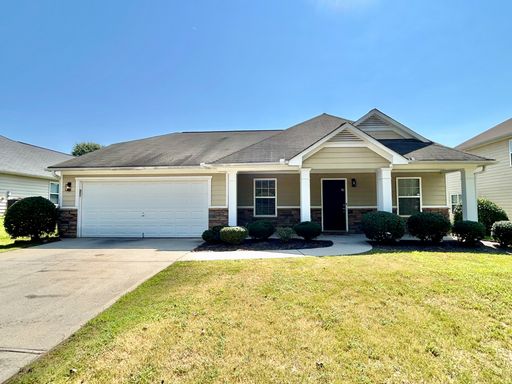 Welcome to this spacious 4 bedroom, 2 bathroom home located in Atlanta, GA. – photo 1