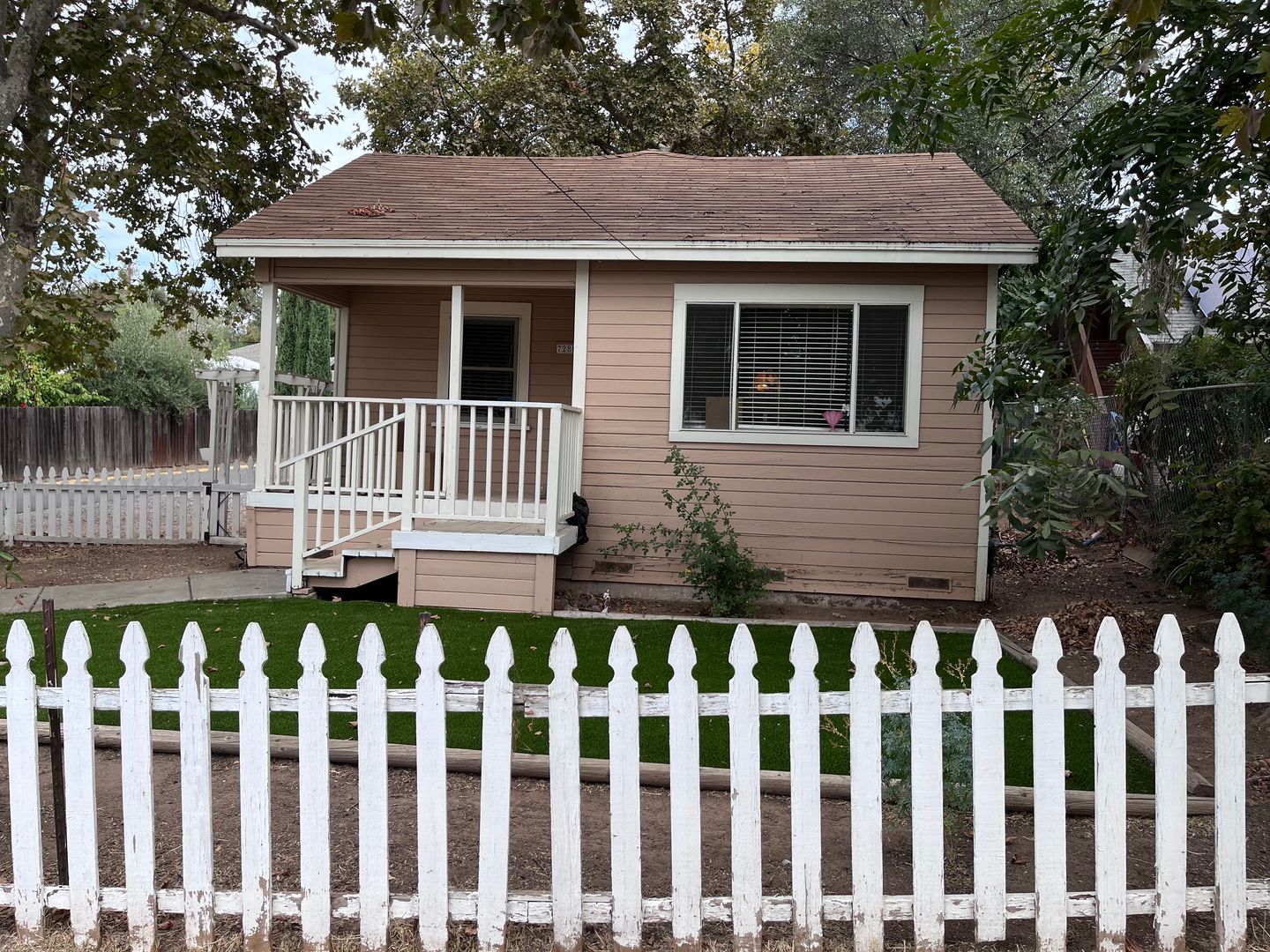 PENRYN House: 7285 QUARRY LANE