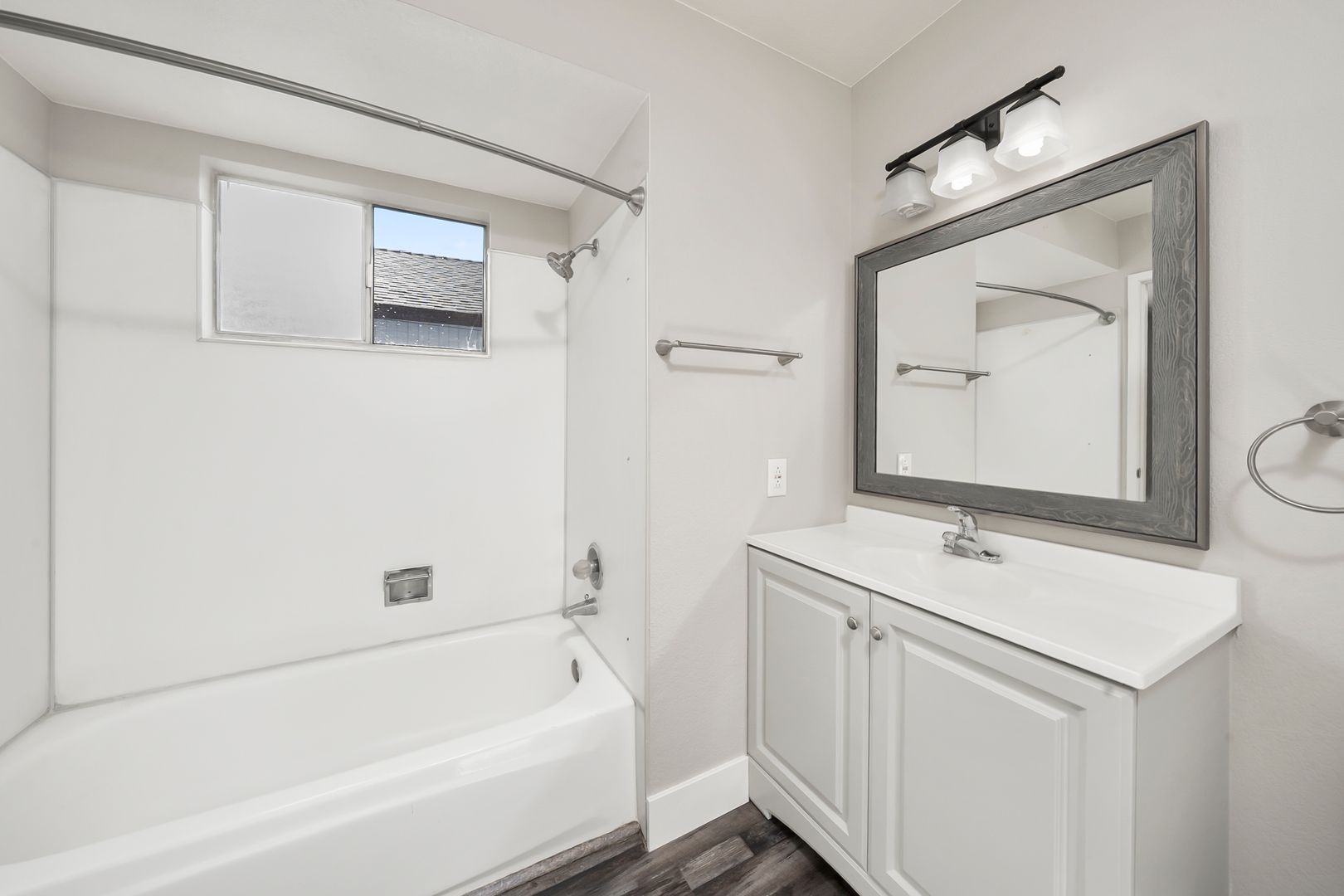 Roseville House: 209 Tahoe Ave Unit A