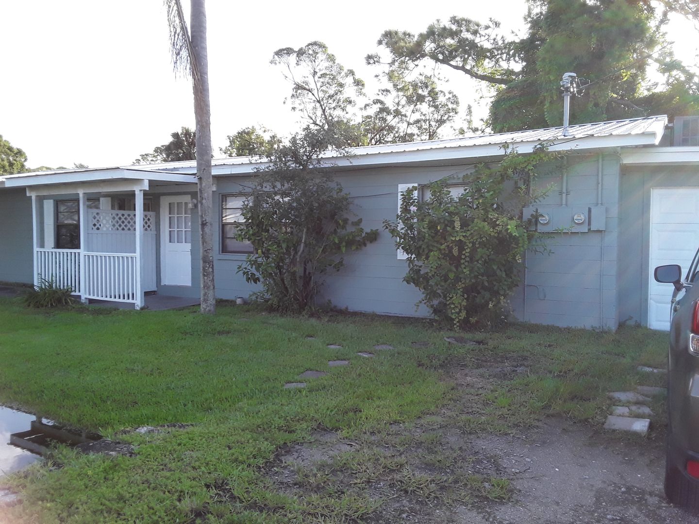 West Melbourne House: 120 Laurel Oak St.