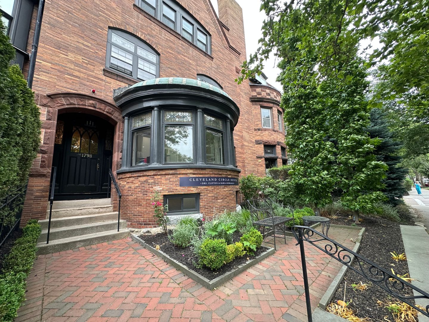 Brookline Townhome: 1798 Beacon #3
