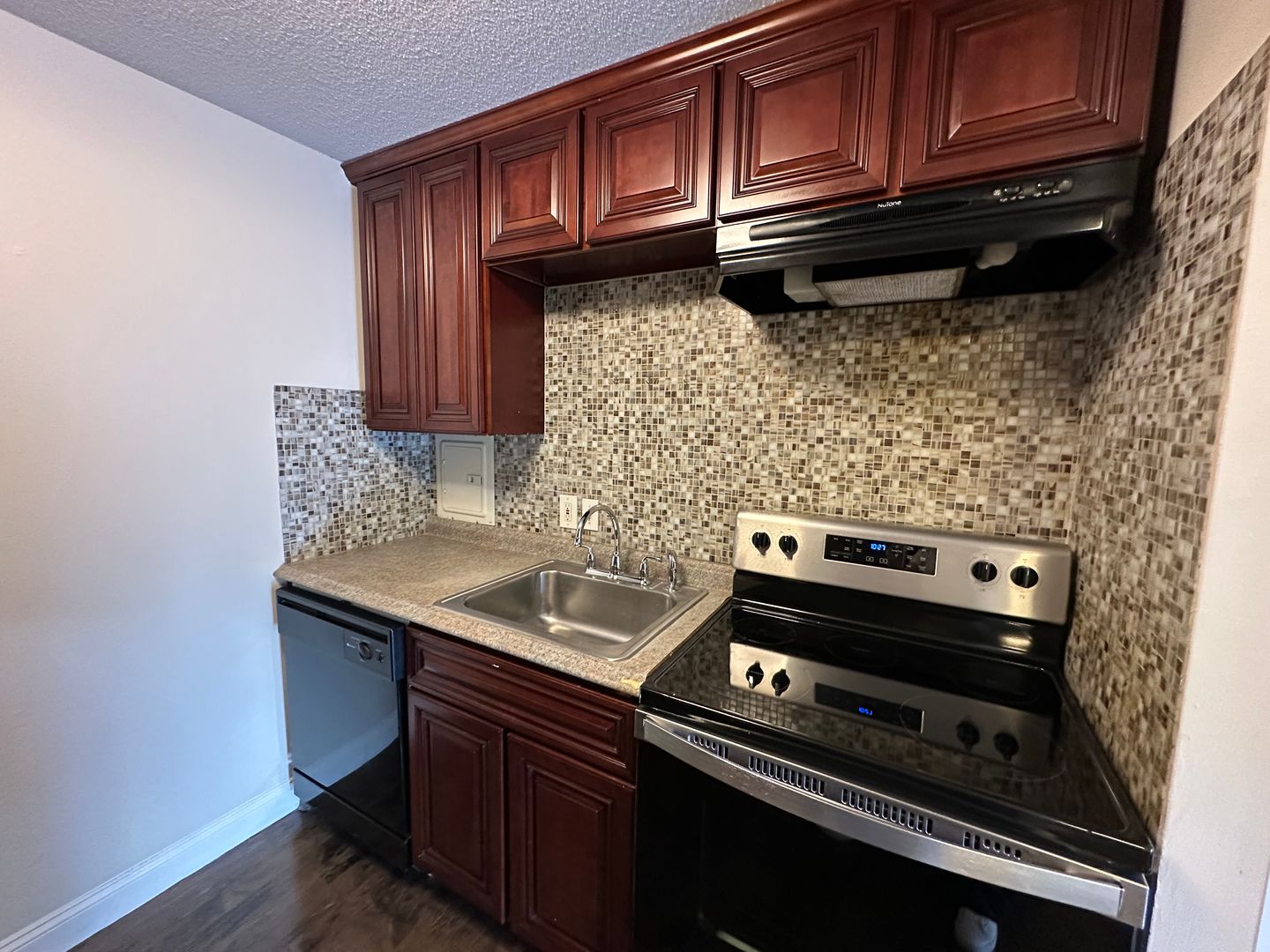 Brighton Condo: 36 Bellvista Rd #42