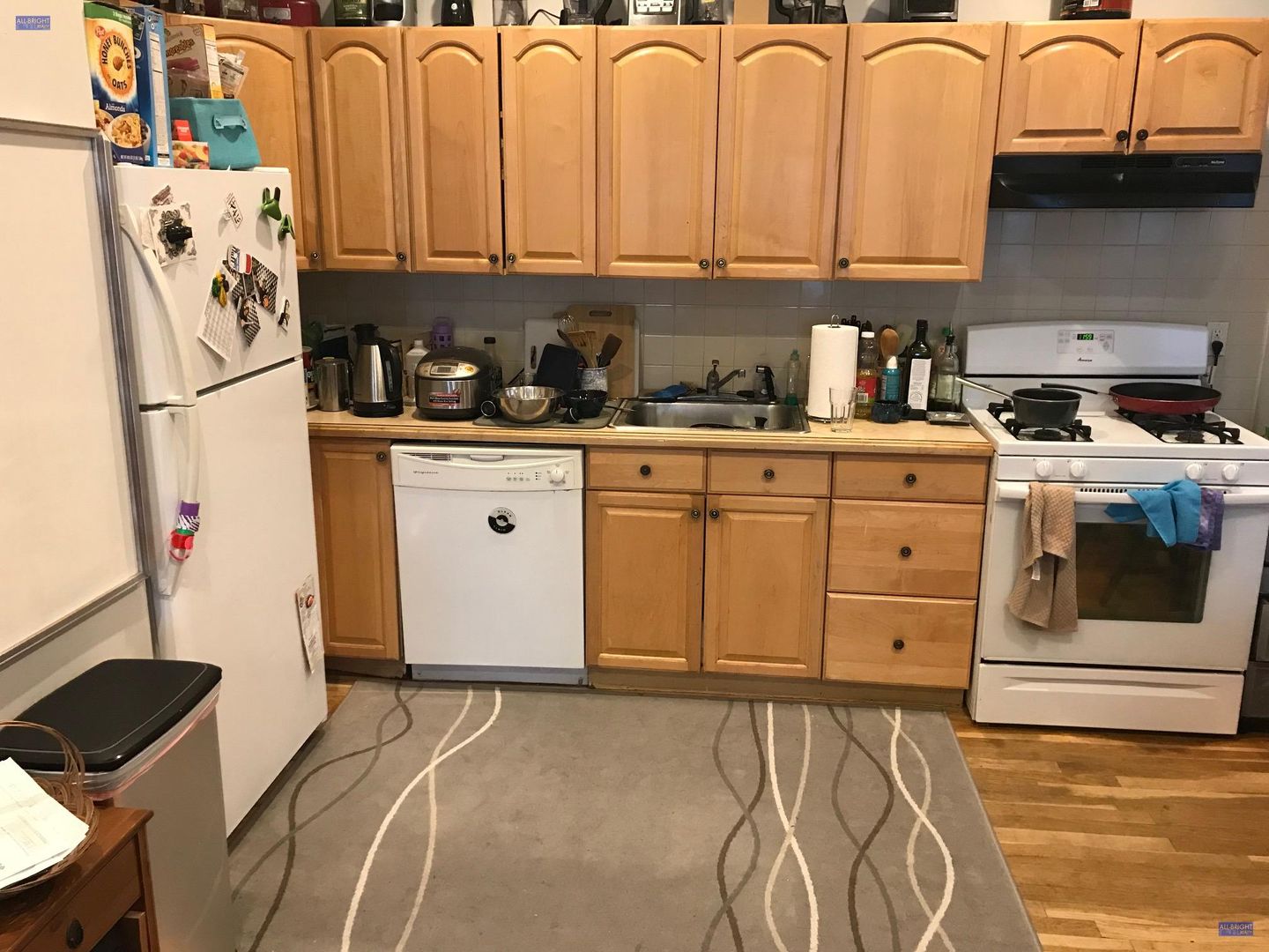 Cambridge Apartment: 197 Green Street #1