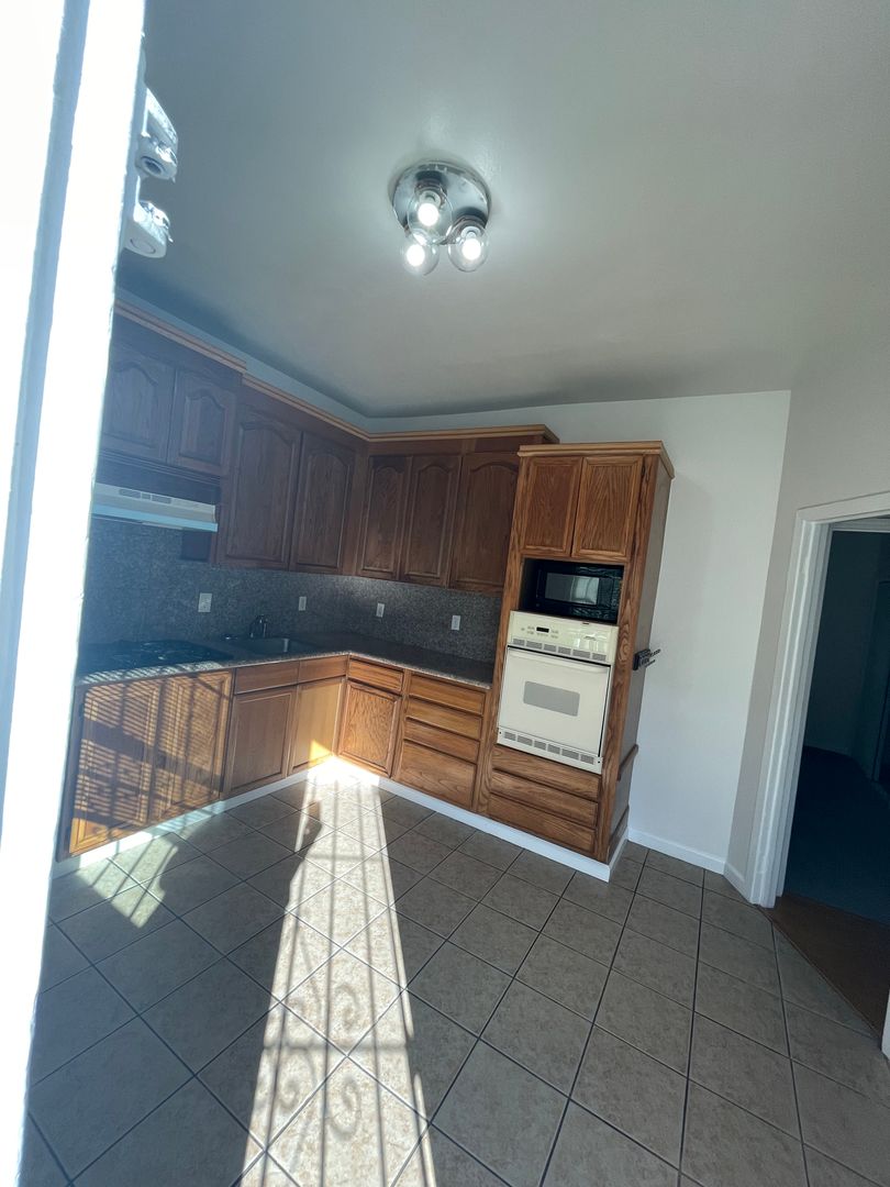 758 18th Street #758, photo 9
