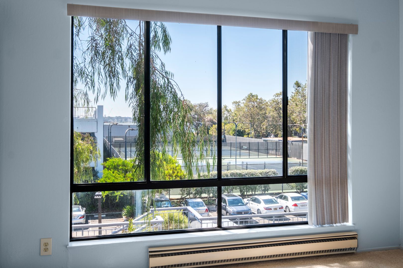 Emeryville Condo: 6 Captain Drive, Apt E341