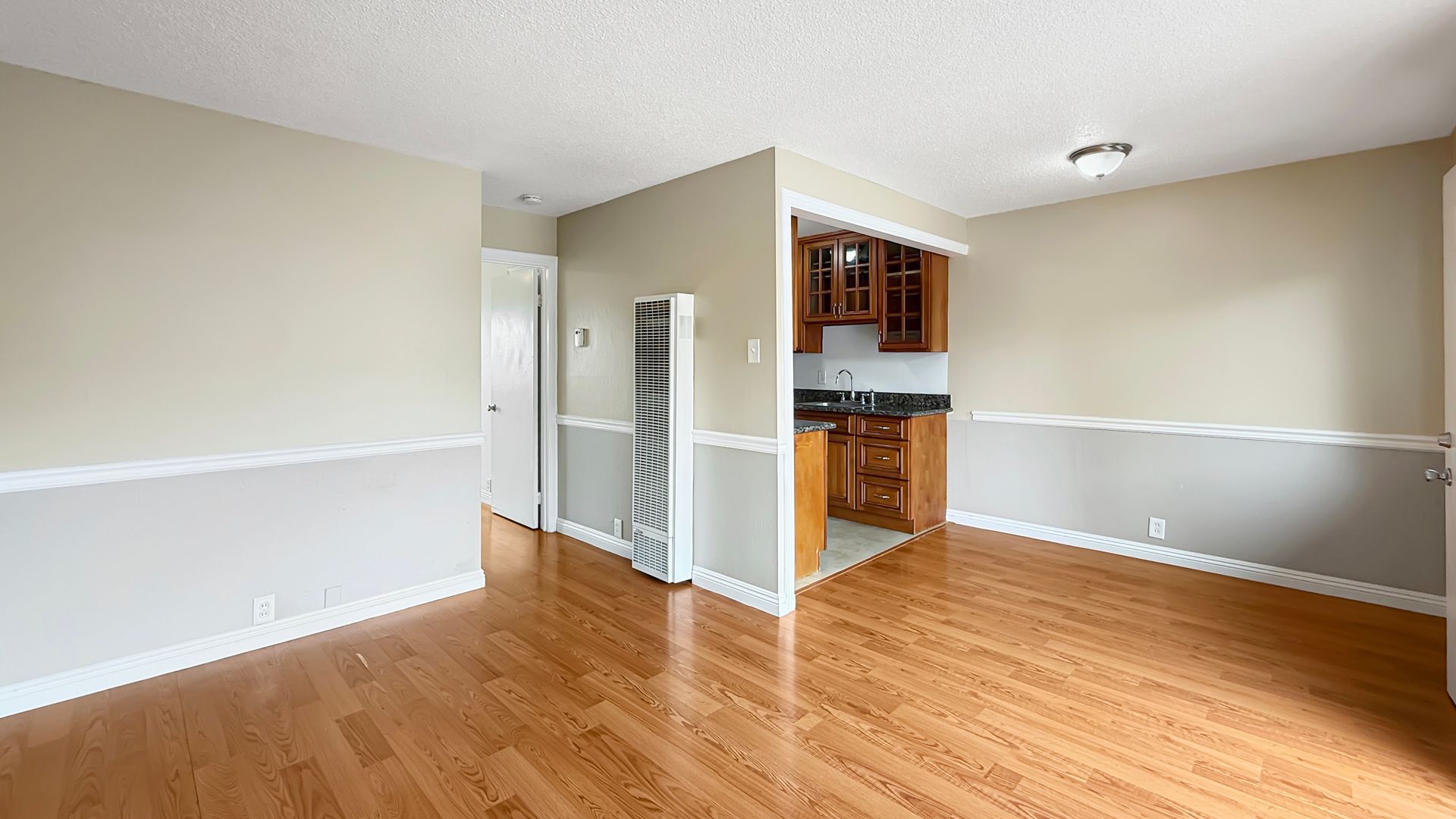 Berkeley Apartment: 1816 Fairview Street