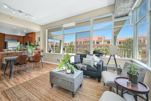 5855 Horton Street, Apt 601, Emeryville, CA 94608