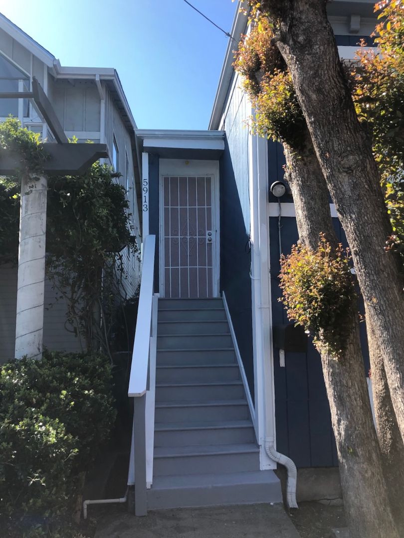 5913 Vallejo Street, photo 3